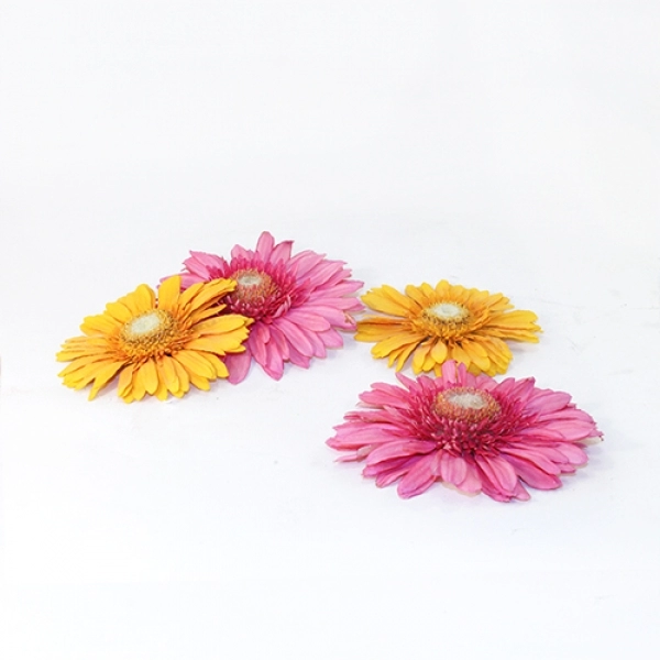 Dry Your Keepsake Flowers Using ACTÍVA's Flower Drying Art™ Silica Gel